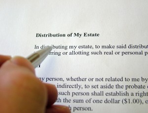 What are the requirements for receiving a distribution from an estate?